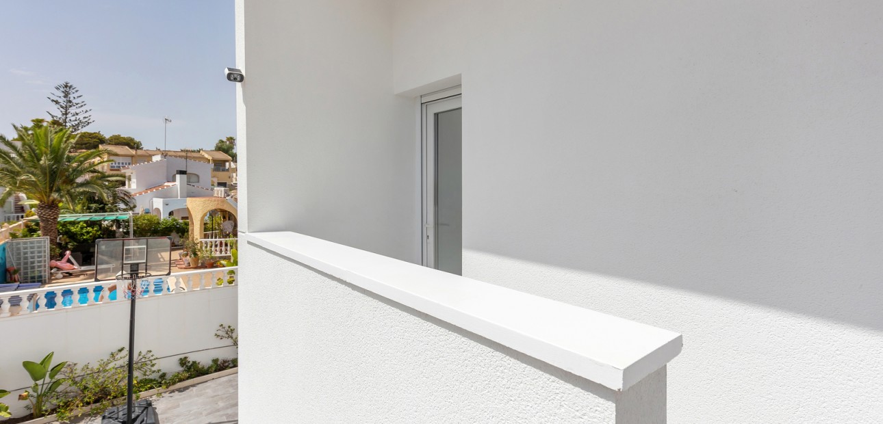 Herverkoop - Detached Villa -
Torrevieja - Los Balcones