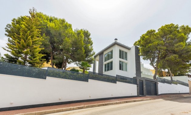 Herverkoop - Detached Villa -
Torrevieja - Los Balcones