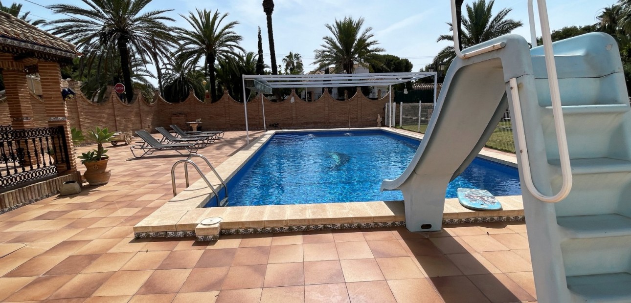 Herverkoop - Detached Villa -
Orihuela Costa - Cabo Roig