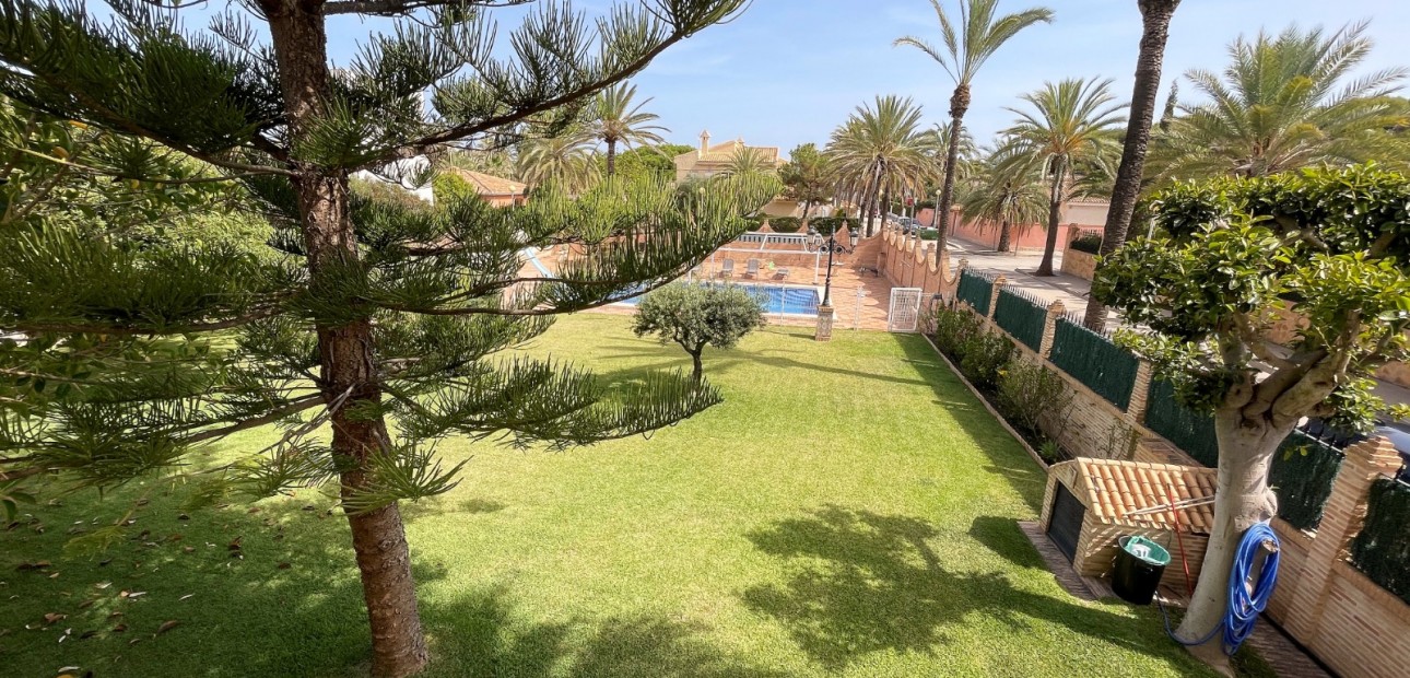 Herverkoop - Detached Villa -
Orihuela Costa - Cabo Roig
