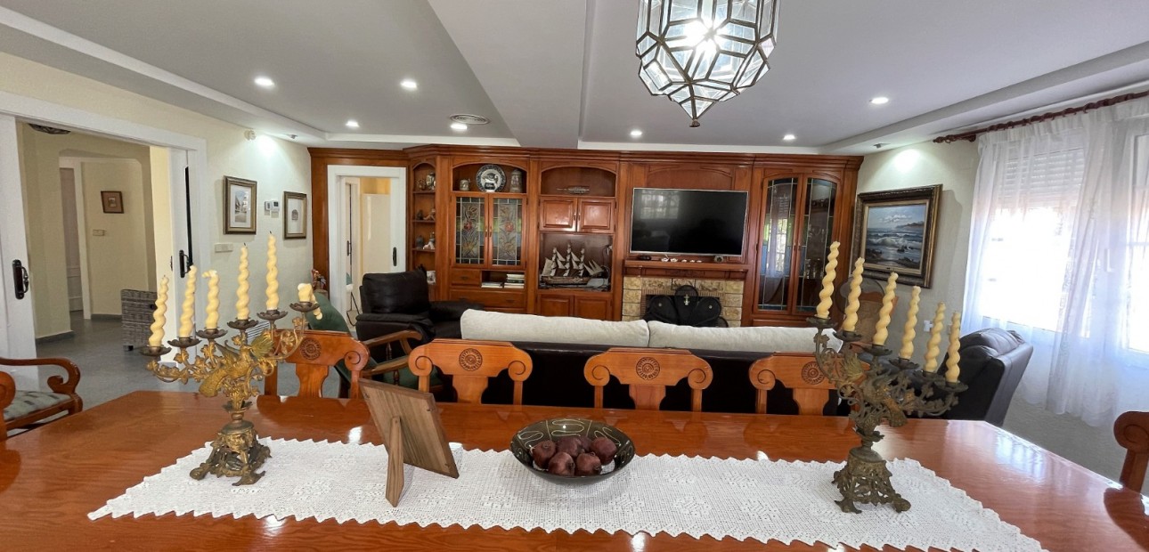 Herverkoop - Detached Villa -
Orihuela Costa - Cabo Roig