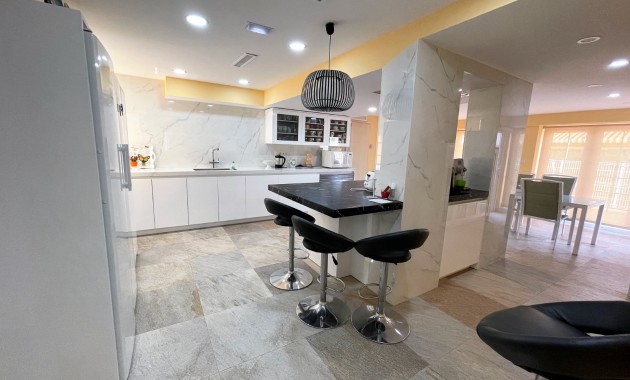 Herverkoop - Detached Villa -
Orihuela Costa - Cabo Roig