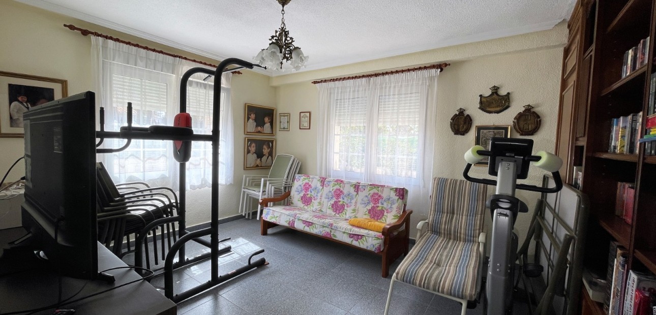 Herverkoop - Detached Villa -
Orihuela Costa - Cabo Roig