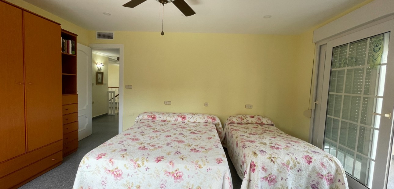 Herverkoop - Detached Villa -
Orihuela Costa - Cabo Roig