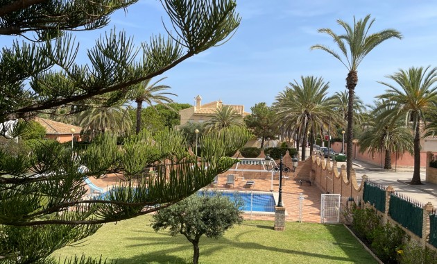 Herverkoop - Detached Villa -
Orihuela Costa - Cabo Roig