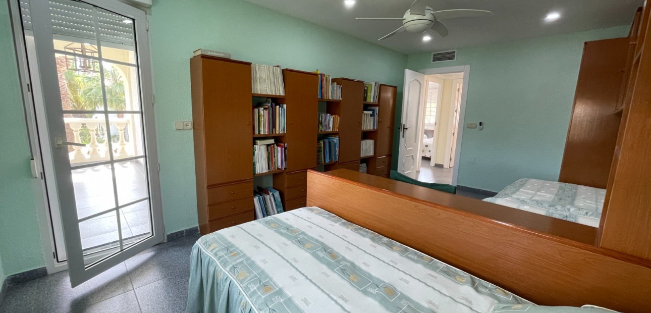 Herverkoop - Detached Villa -
Orihuela Costa - Cabo Roig
