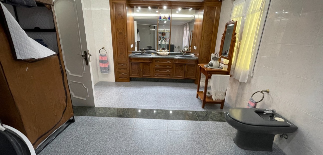 Herverkoop - Detached Villa -
Orihuela Costa - Cabo Roig