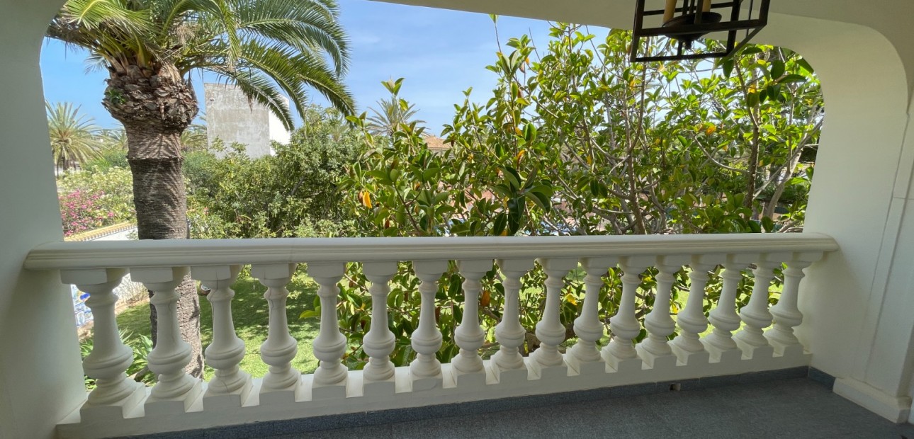 Herverkoop - Detached Villa -
Orihuela Costa - Cabo Roig