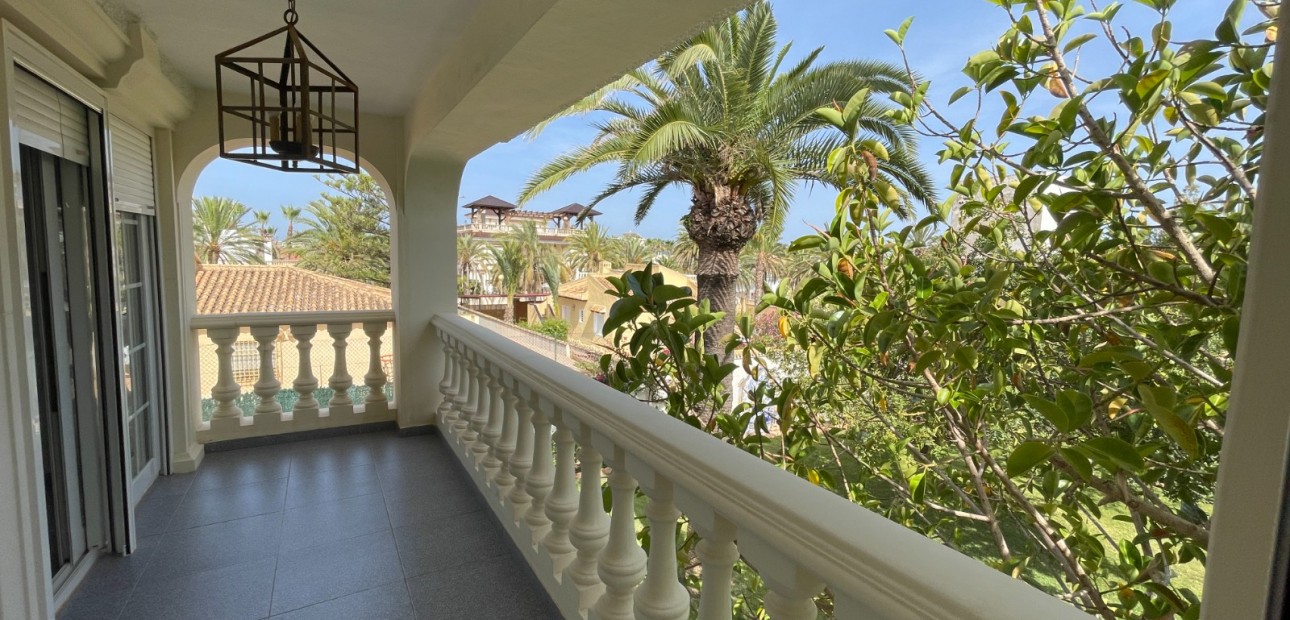 Herverkoop - Detached Villa -
Orihuela Costa - Cabo Roig