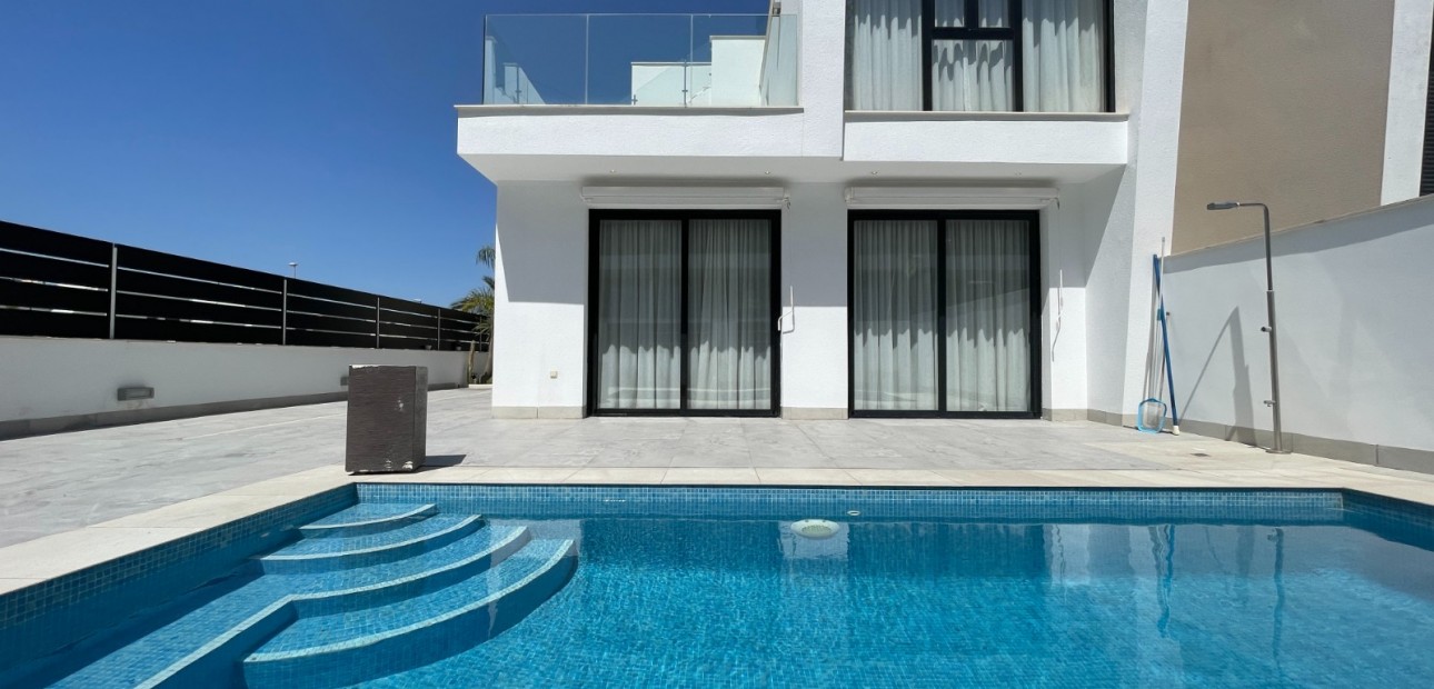 Herverkoop - Detached Villa -
Benijofar - Benijofar - Village