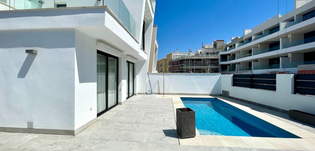 Herverkoop - Detached Villa -
Benijofar - Benijofar - Village