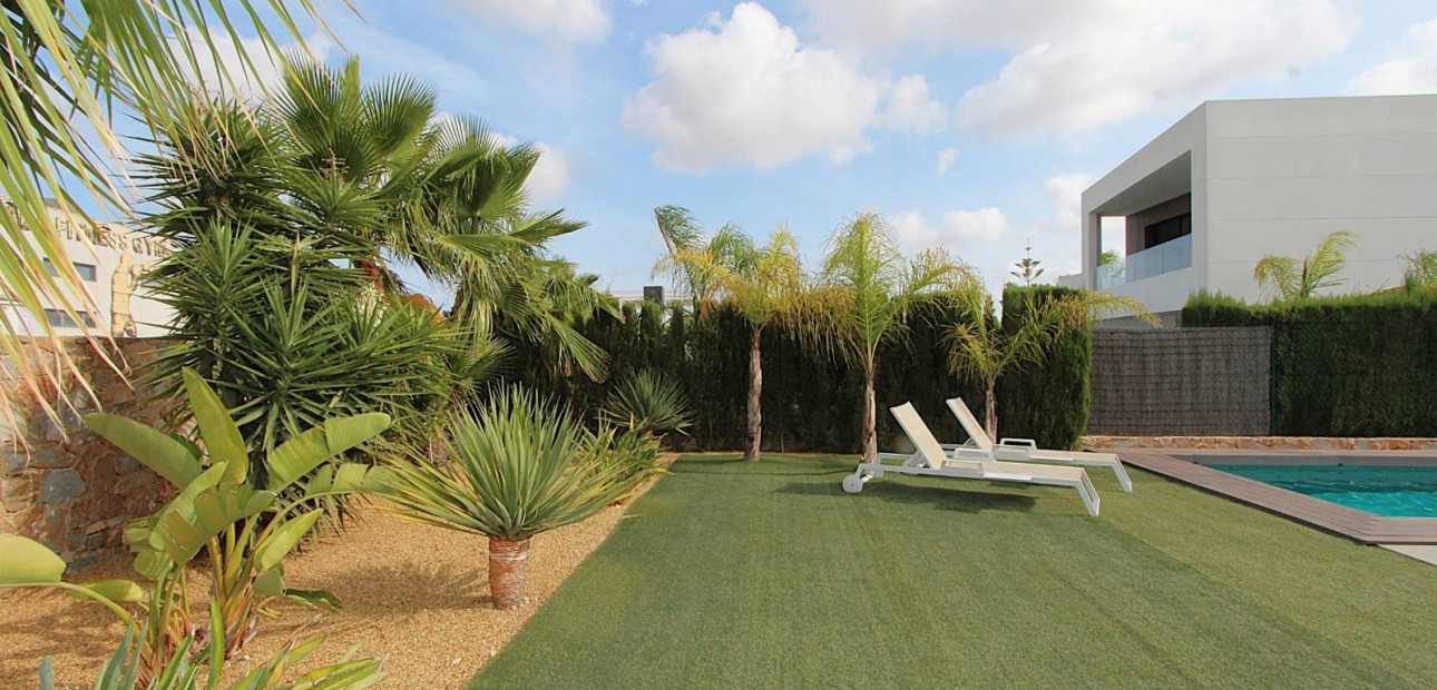 Herverkoop - Detached Villa -
Rojales - Ciudad Quesada