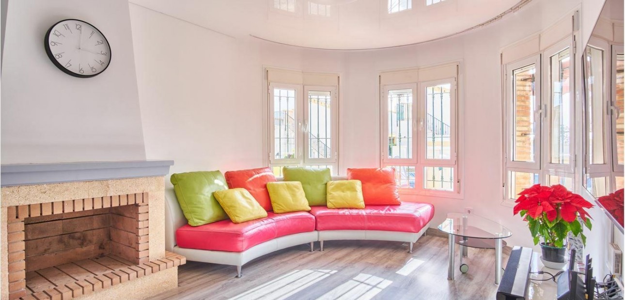Herverkoop - Detached Villa -
Los Montesinos - La Herrada