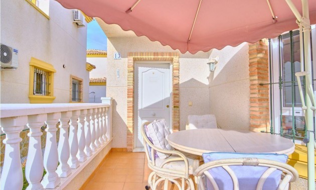 Herverkoop - Detached Villa -
Los Montesinos - La Herrada