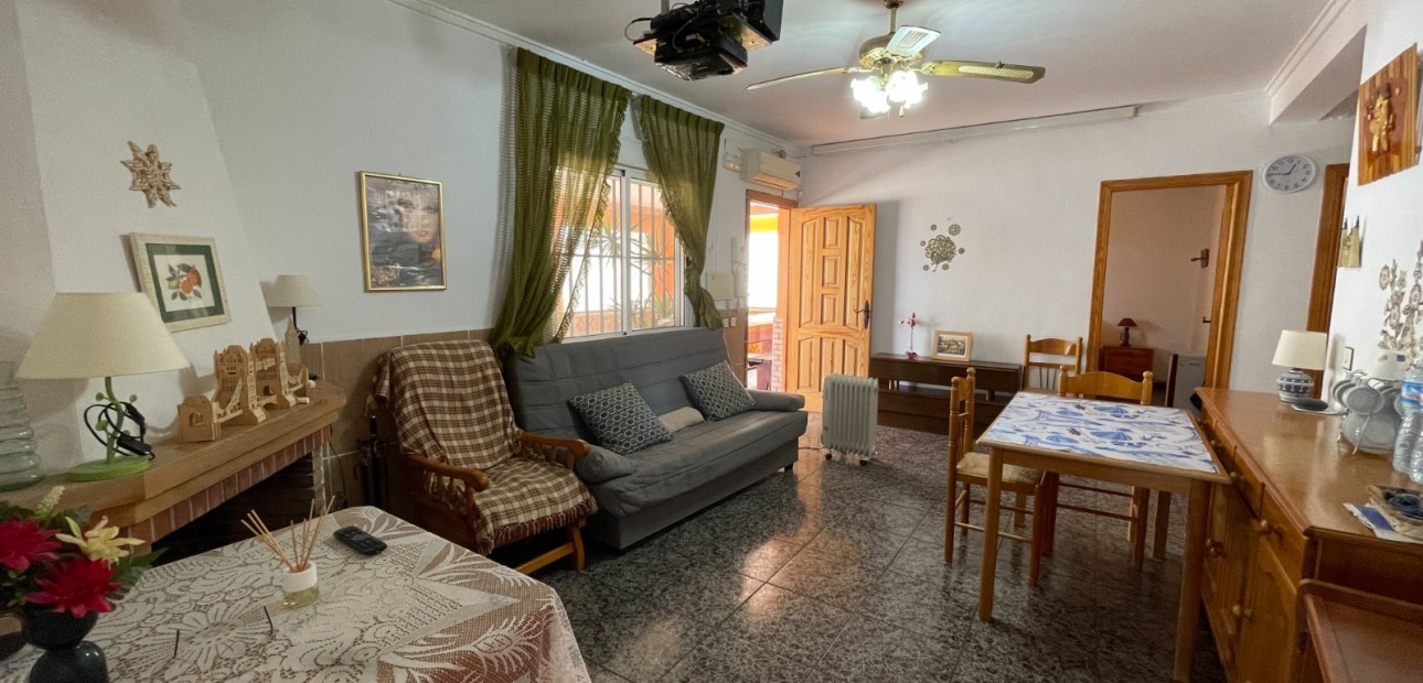 Herverkoop - Detached Villa -
Guardamar del Segura - Valencian Community