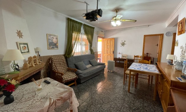 Herverkoop - Detached Villa -
Guardamar del Segura - Valencian Community
