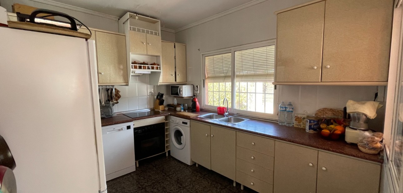 Herverkoop - Detached Villa -
Guardamar del Segura - Valencian Community