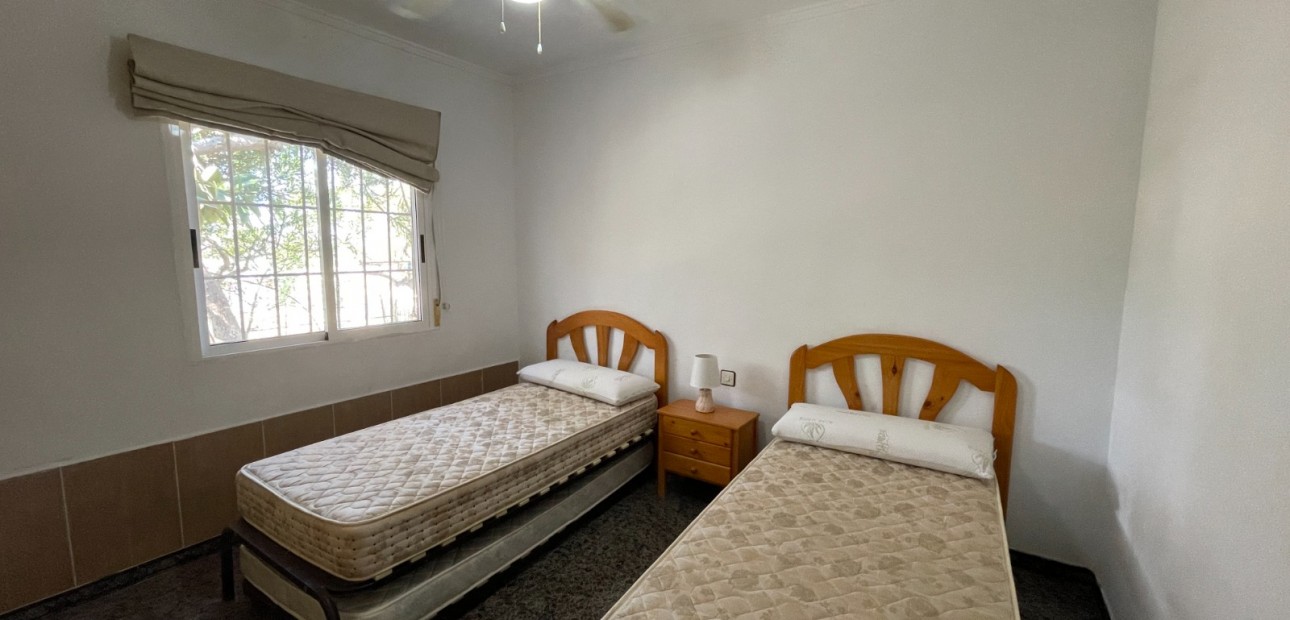 Herverkoop - Detached Villa -
Guardamar del Segura - Valencian Community