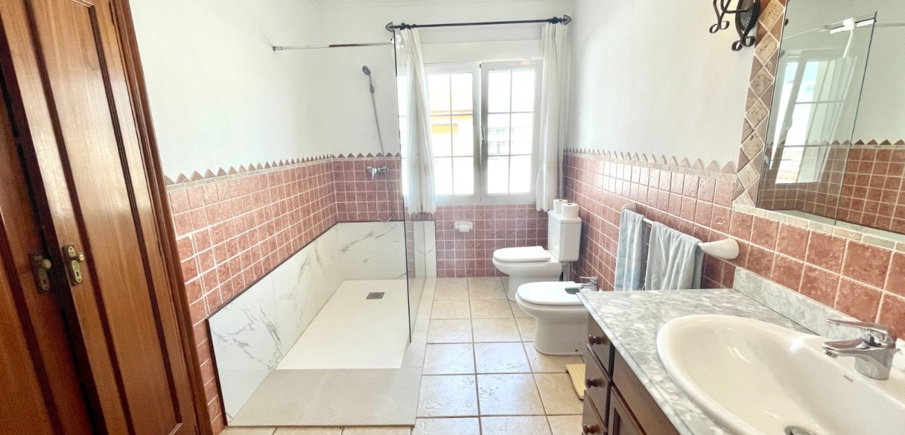 Herverkoop - Detached Villa -
Benijofar - pueblo