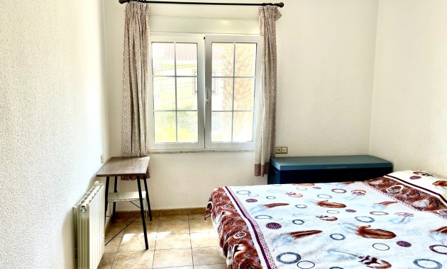Herverkoop - Detached Villa -
Benijofar - pueblo