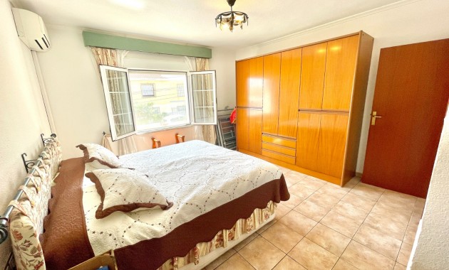 Herverkoop - Detached Villa -
Benijofar - pueblo