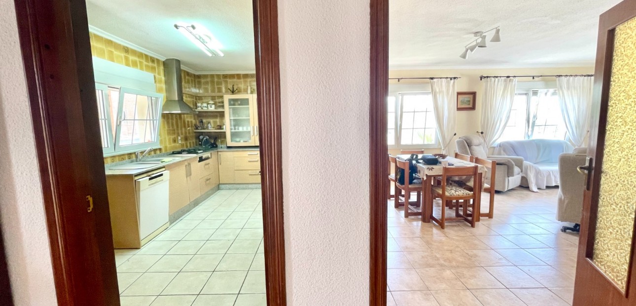 Herverkoop - Detached Villa -
Benijofar - pueblo