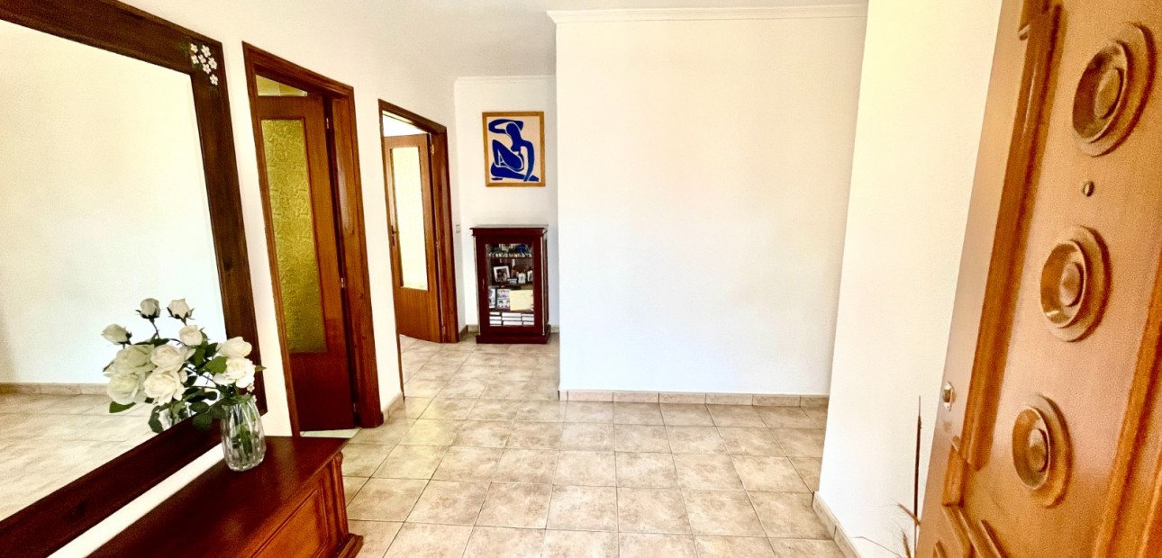 Herverkoop - Detached Villa -
Benijofar - pueblo