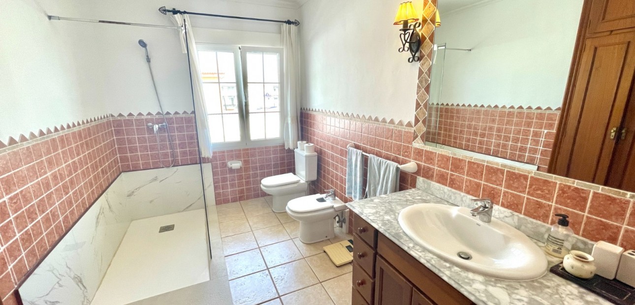 Herverkoop - Detached Villa -
Benijofar - pueblo
