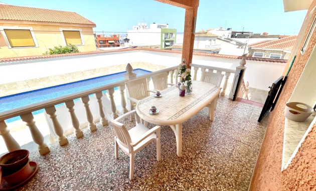 Herverkoop - Detached Villa -
Benijofar - pueblo