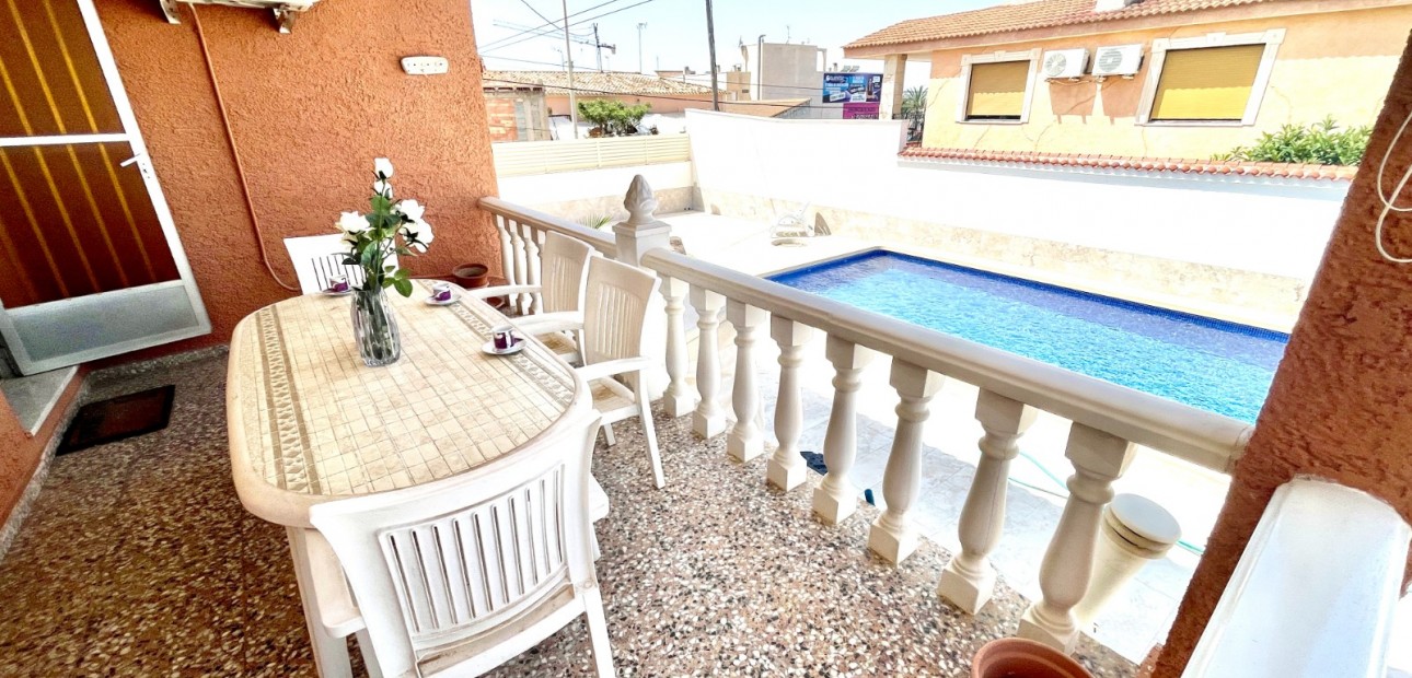 Herverkoop - Detached Villa -
Benijofar - pueblo