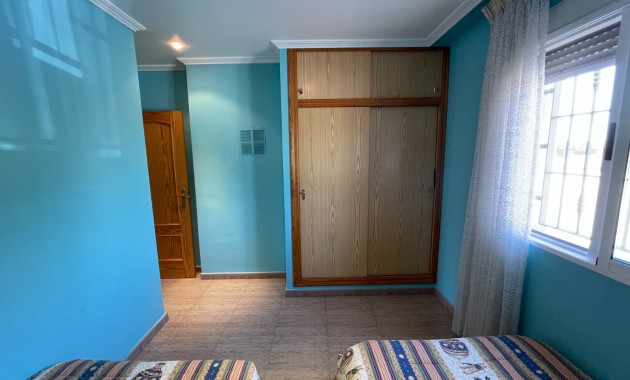 Herverkoop - Detached Villa -
Crevillente