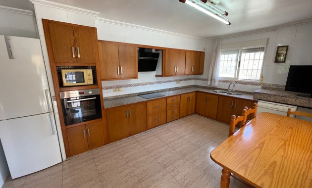 Herverkoop - Detached Villa -
Crevillente
