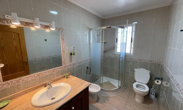 Herverkoop - Detached Villa -
Crevillente