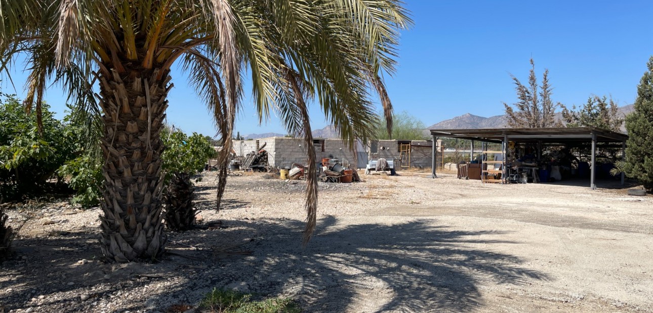 Herverkoop - Detached Villa -
Crevillente