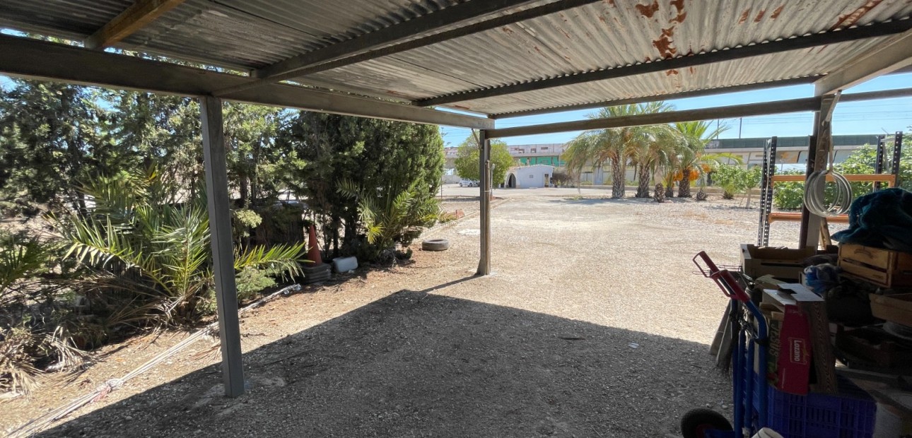 Herverkoop - Detached Villa -
Crevillente