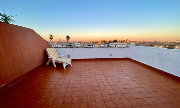 Herverkoop - Detached Villa -
Almoradi - Almoradi - Town