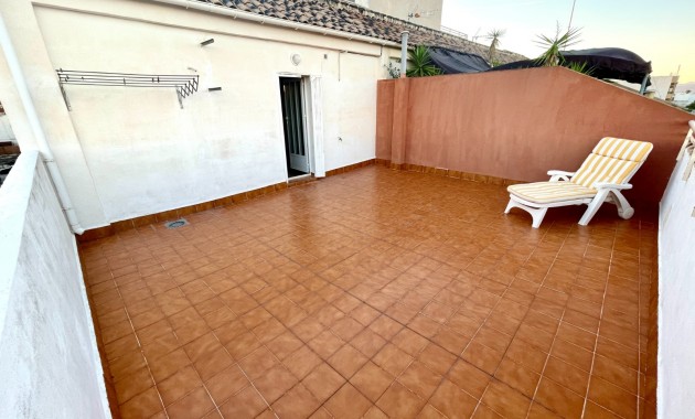 Herverkoop - Detached Villa -
Almoradi - Almoradi - Town