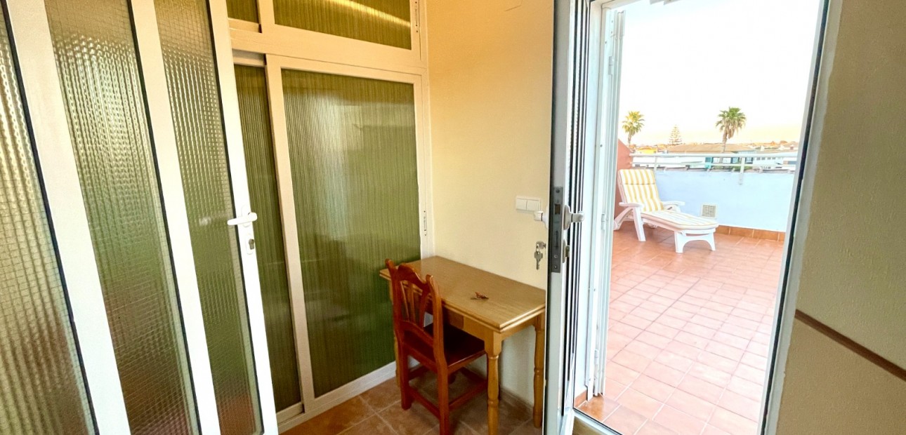 Herverkoop - Detached Villa -
Almoradi - Almoradi - Town