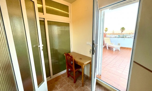 Herverkoop - Detached Villa -
Almoradi - Almoradi - Town