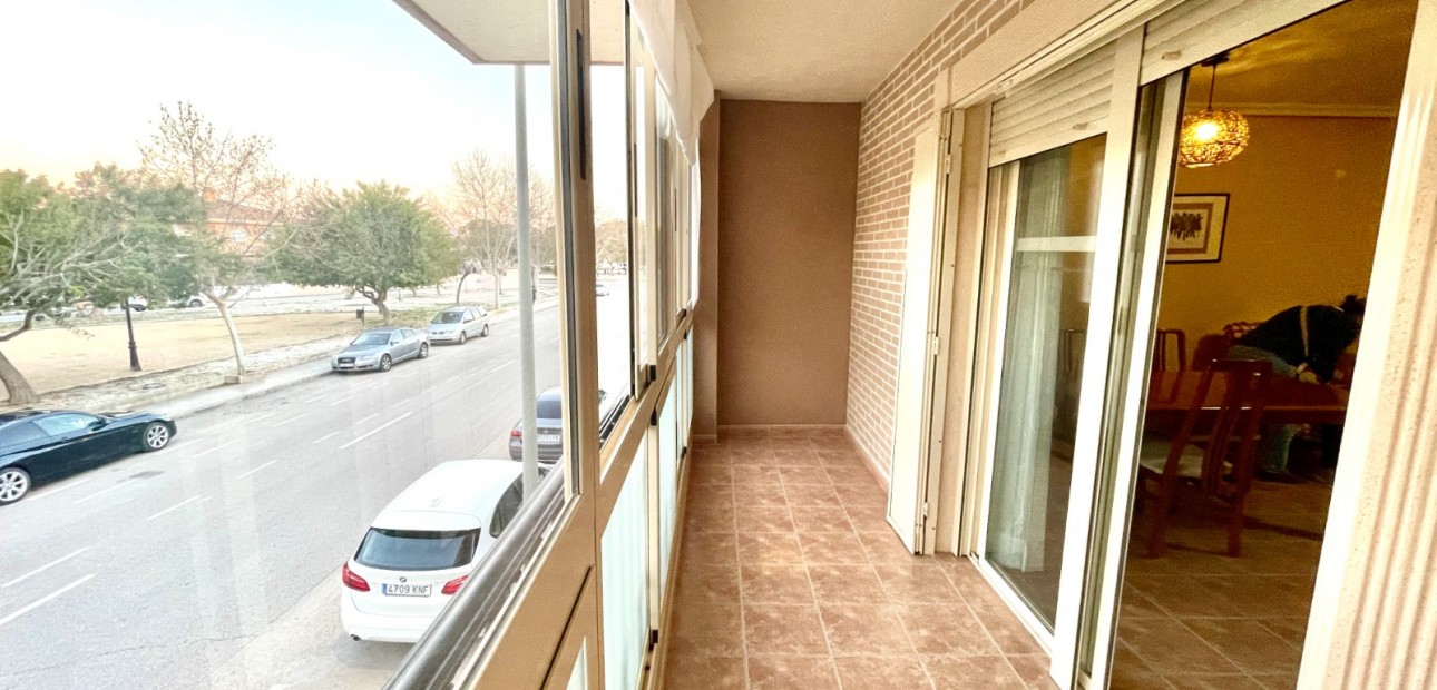 Herverkoop - Detached Villa -
Almoradi - Almoradi - Town