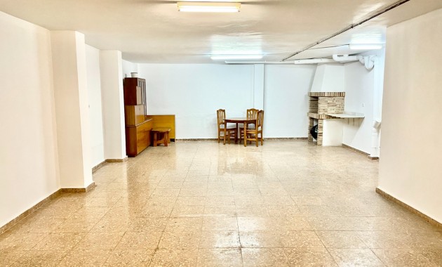 Herverkoop - Detached Villa -
Almoradi - Almoradi - Town