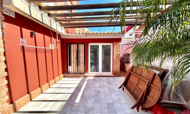 Sale - Townhouse -
Torre de La Horadada - Torre de la Horadada
