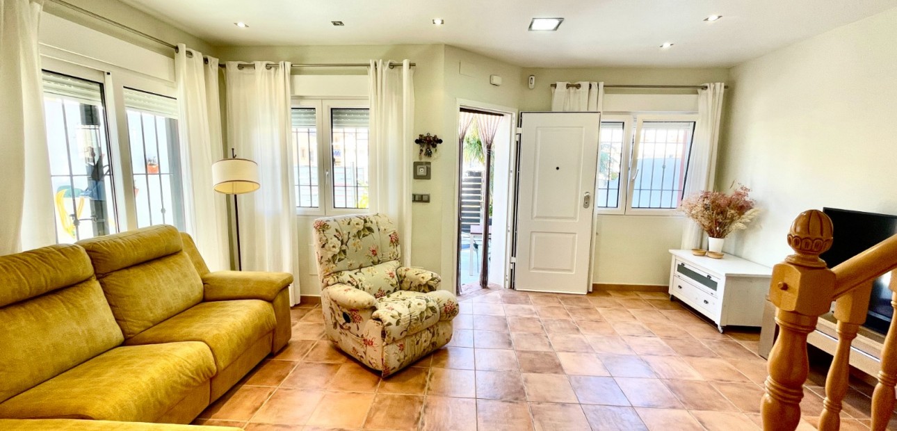 Sale - Townhouse -
Torre de La Horadada - Torre de la Horadada