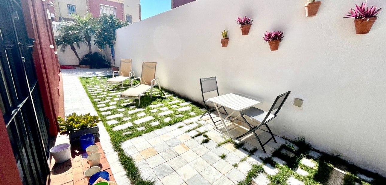 Sale - Townhouse -
Torre de La Horadada - Torre de la Horadada