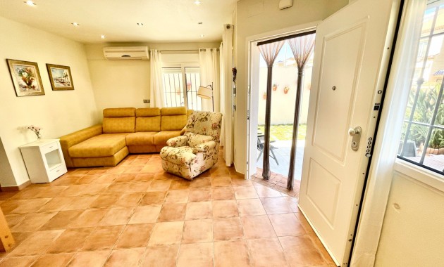 Sale - Townhouse -
Torre de La Horadada - Torre de la Horadada