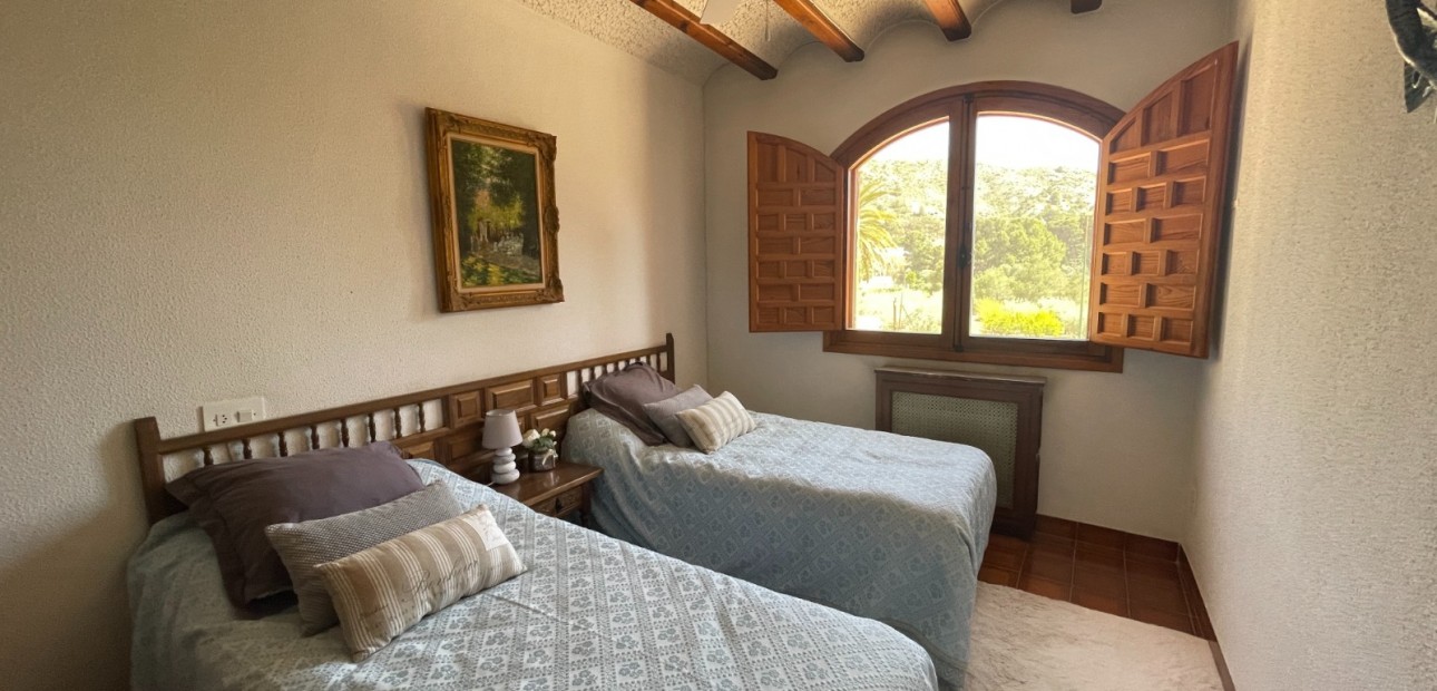 Sale - Country Property -
Elda