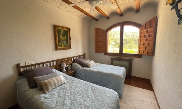 Sale - Country Property -
Elda