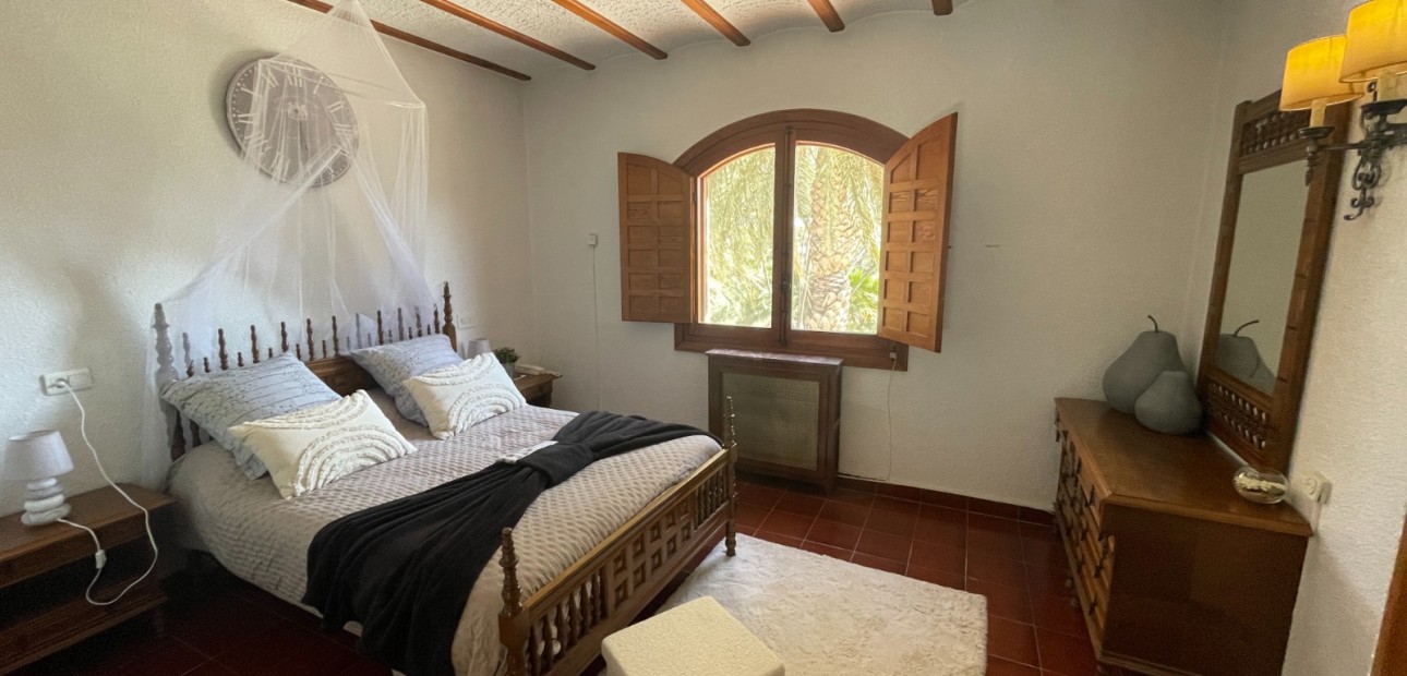 Sale - Country Property -
Elda