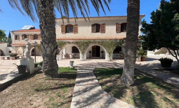 Sale - Country Property -
Elda