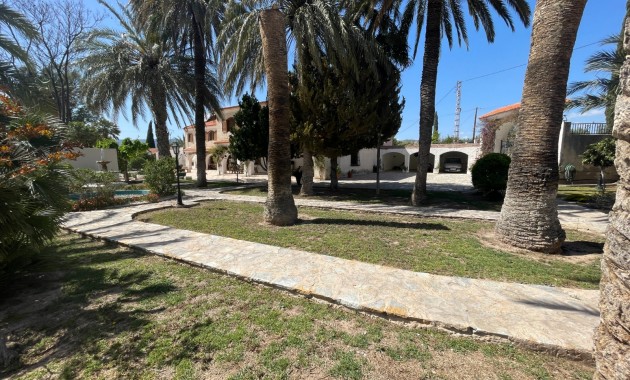 Sale - Country Property -
Elda